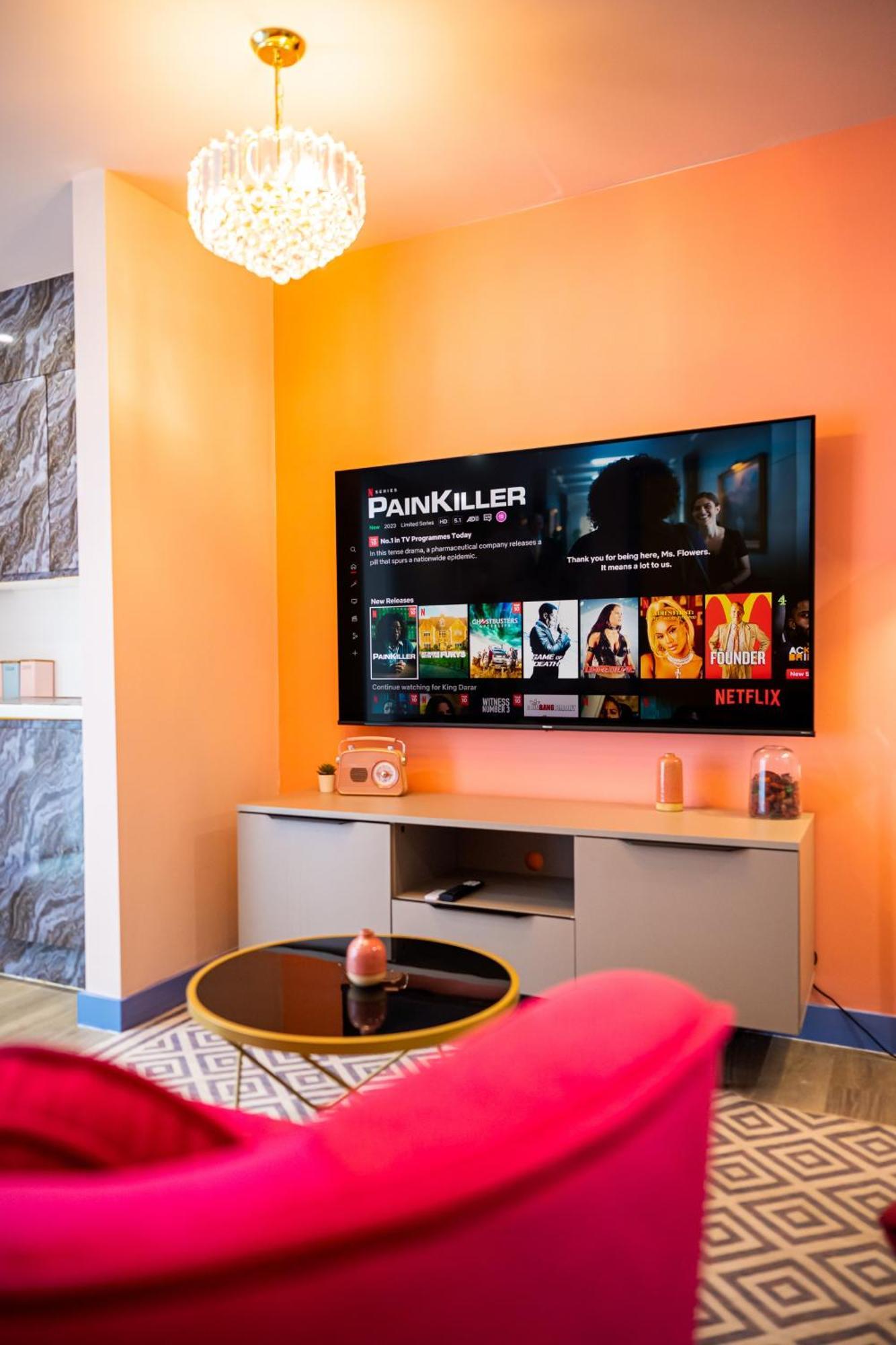 Apartment Outstanding Deluxe Self Contained *