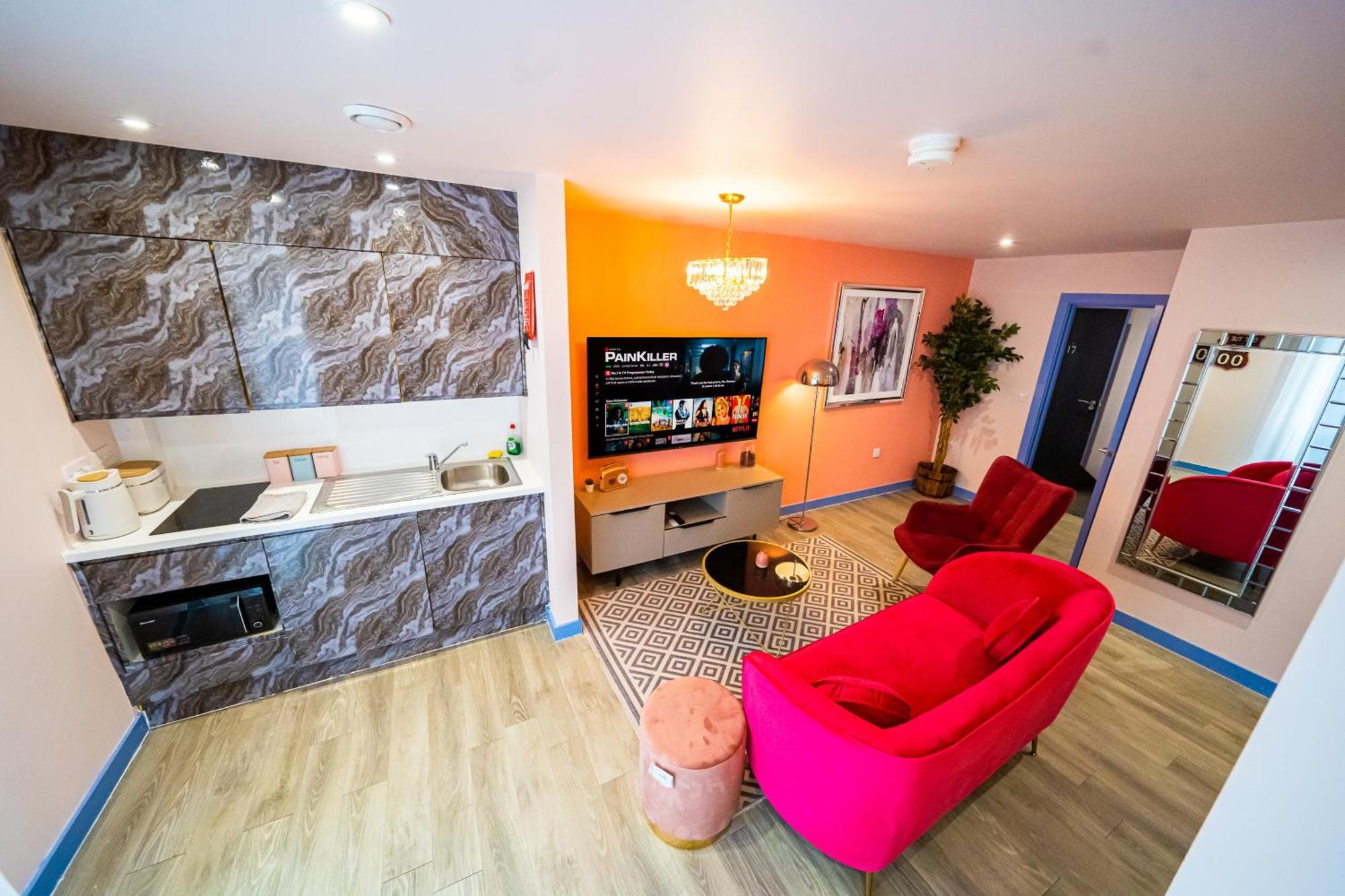Apartment Outstanding Deluxe Self Contained *