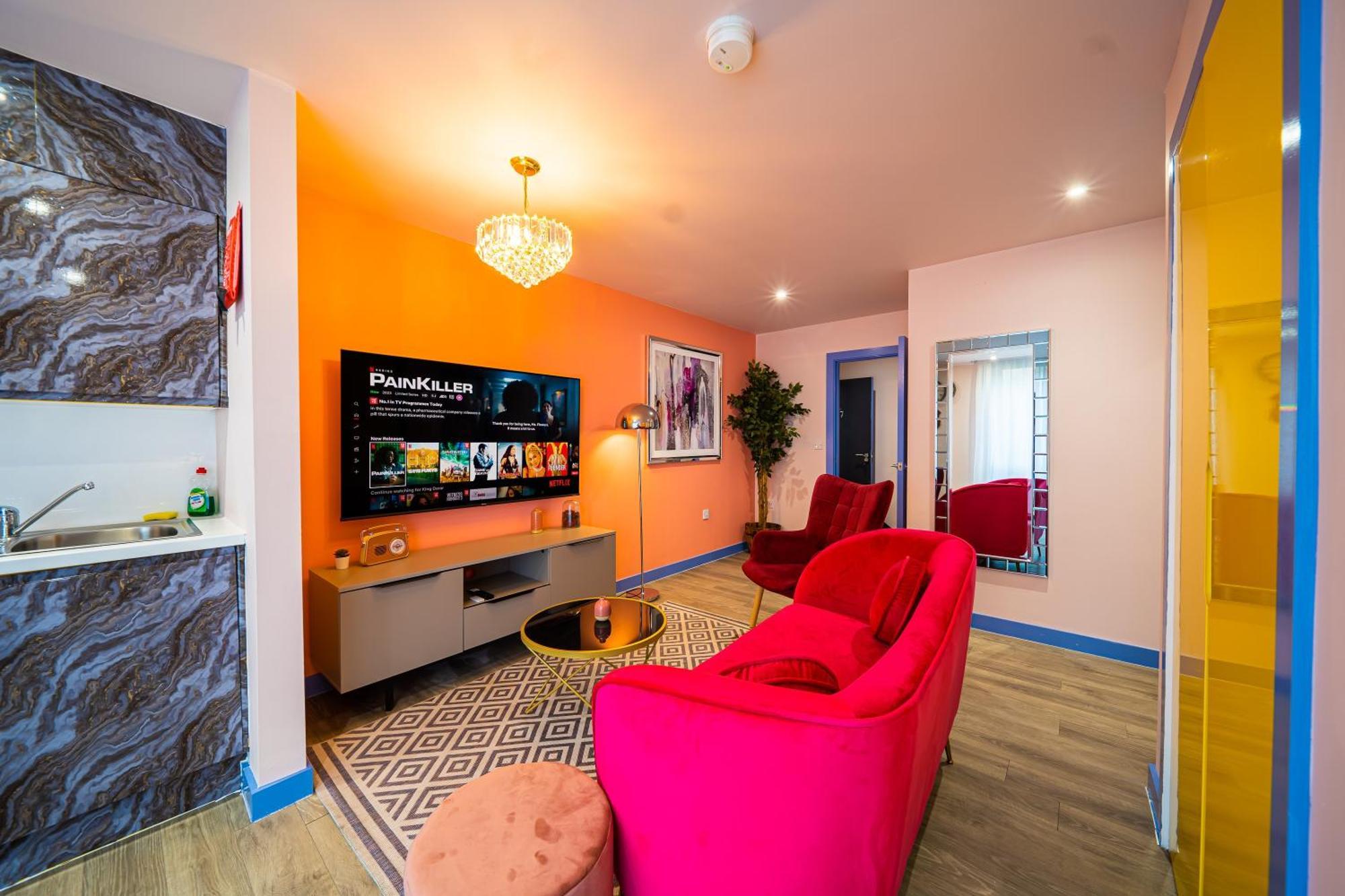 Apartment Outstanding Deluxe Self Contained